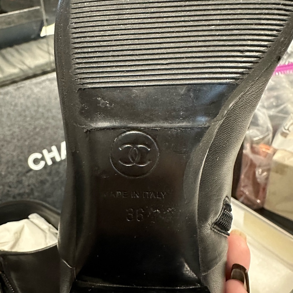 Authentic Chanel Black Leather ShortBoots With Pearl Embellished Heels,used - Picture 9 of 17